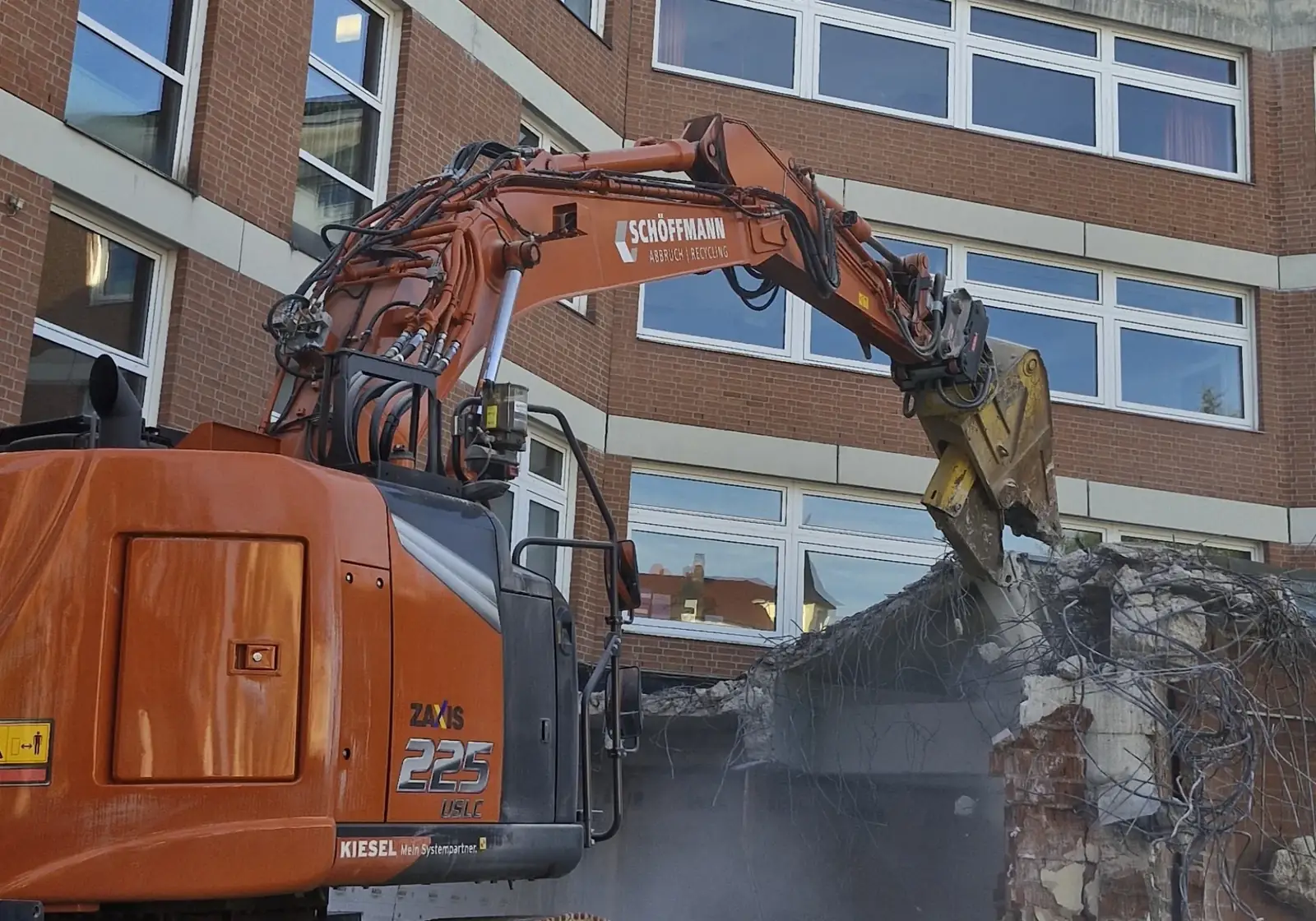 Wirtschaftsschule Schwabach - Bild 1